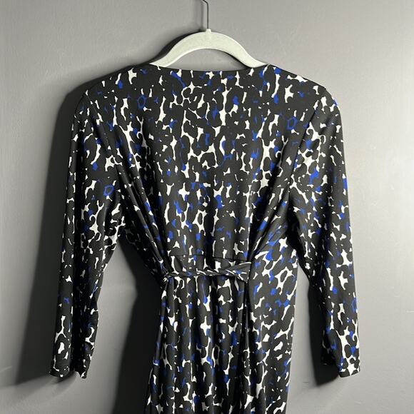 Pea in the Pod Black and Blue Wrap Maternity Dress Size Small - Picture 7 of 8